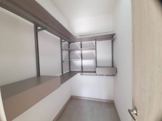 Apartamento de 2 alcobas en venta en Zona Industrial 1, Bello, 63 m² · foto 9 de 18