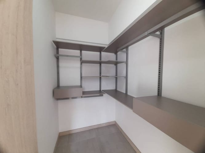 Apartamento de 2 alcobas en venta en Zona Industrial 1, Bello, 63 m² · foto 11 de 18