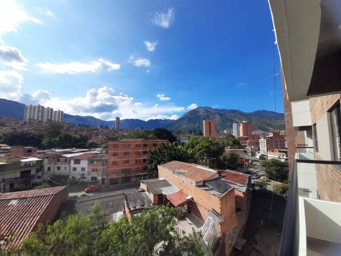 Apartamento de 2 alcobas en venta en Zona Industrial 1, Bello, 63 m² · foto 14 de 18