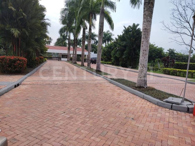 Lote en venta en Puente Amarillo, Villavicencio, 2860 m² · foto 2 de 15