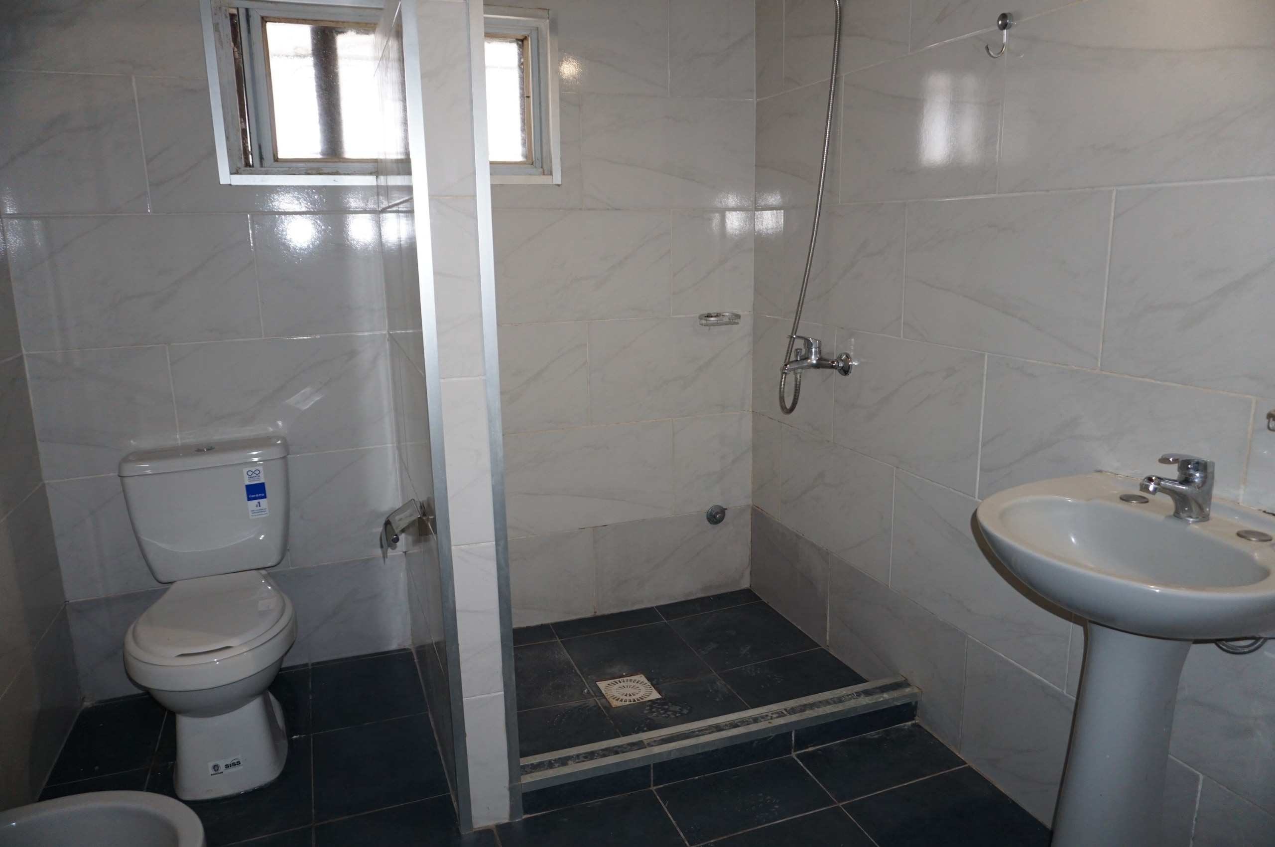 Casa en alquiler c/ cochera en Peñarol · Foto 10