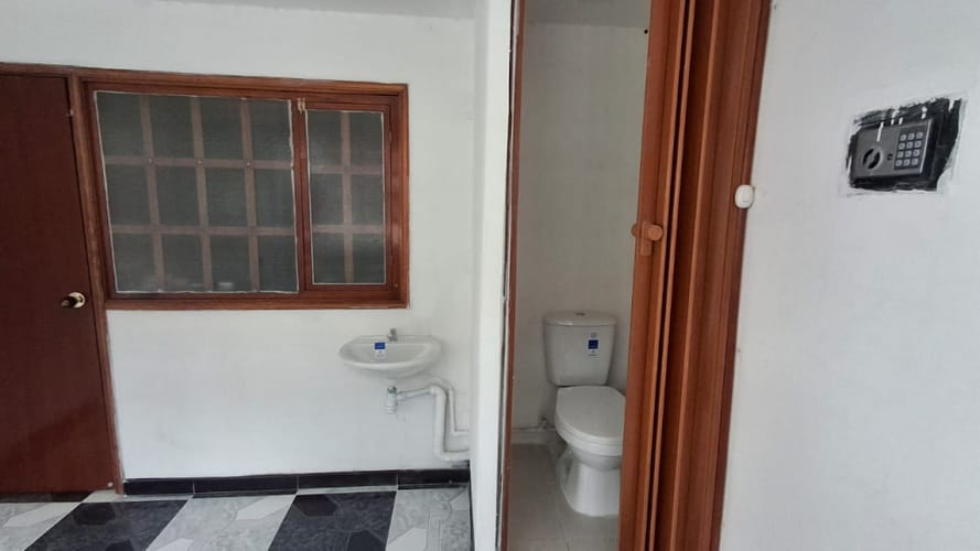 Local en arriendo en San Luis, Soacha, 25 m² · foto 12 de 13