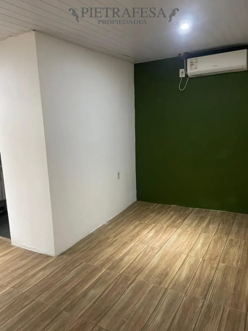 Casa en alquiler, 3 dormitorios, 2 baños, patio, cochera. Cerrito. · Foto 8