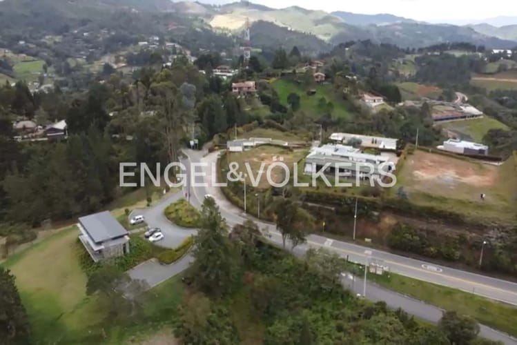 Lote en venta en Loma De Las Brujas, Envigado · foto 3 de 3