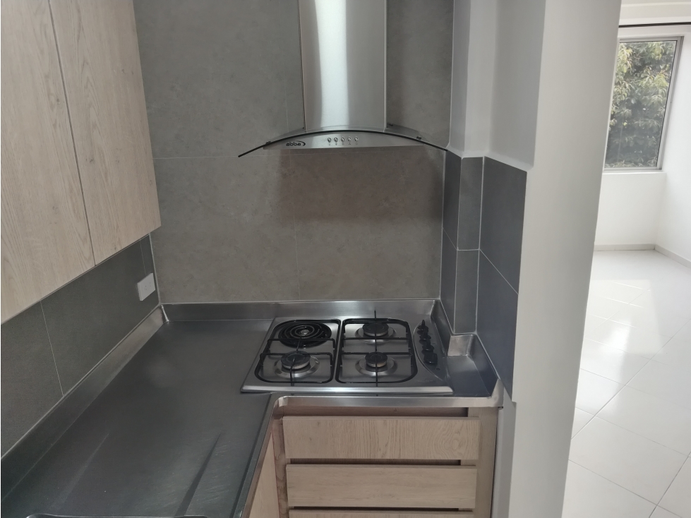 Apartamento en venta en La Mota, Medellín · foto 3 de 16
