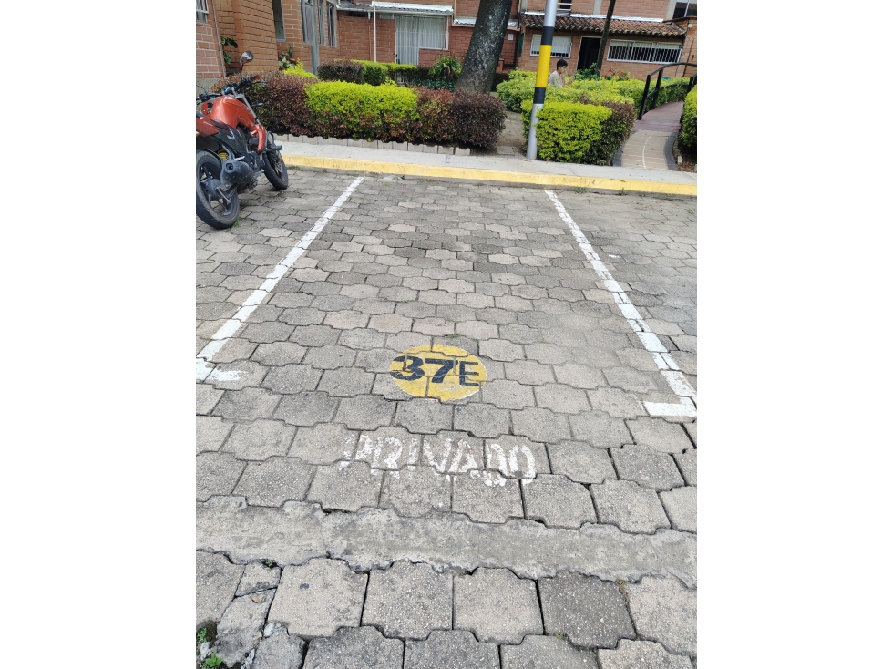 Apartamento en venta en La Mota, Medellín · foto 8 de 16