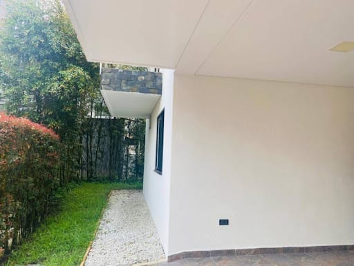 Casa de 4 alcobas en venta en La Ceja, 220 m² · foto 3 de 22