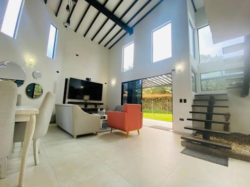 Casa de 4 alcobas en venta en La Ceja, 220 m² · foto 6 de 22