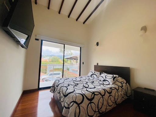 Casa de 4 alcobas en venta en La Ceja, 220 m² · foto 19 de 22