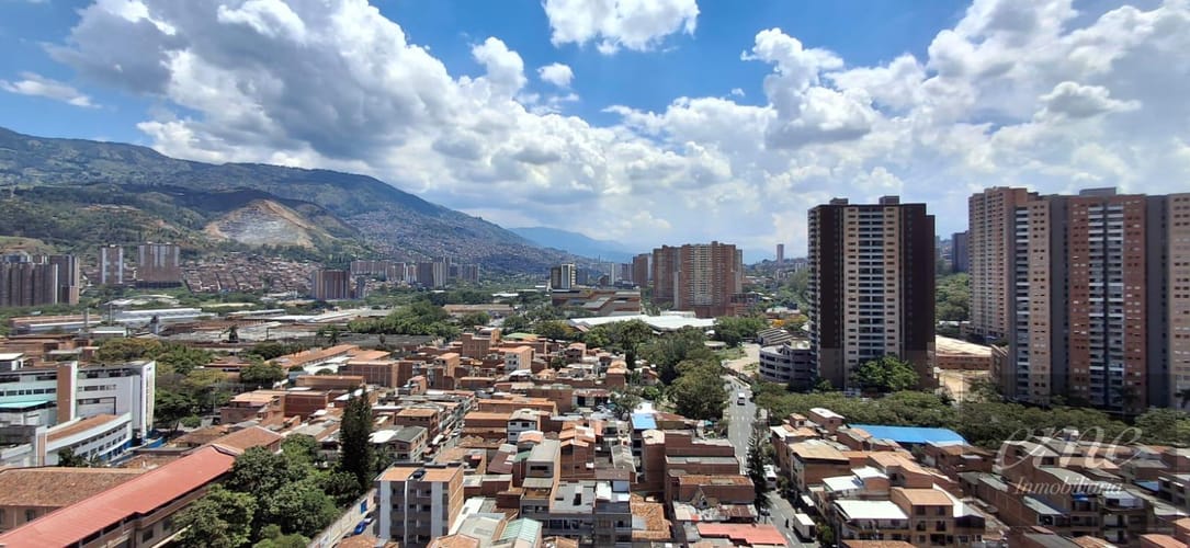 Apartamento de 3 alcobas en venta en Rincon Santo, Bello, 68 m² · foto 2 de 13