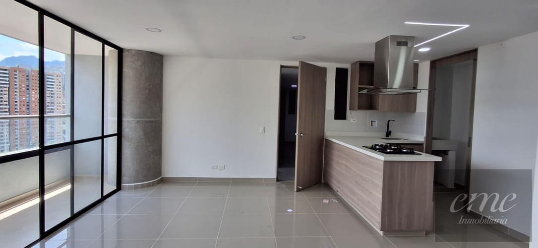 Apartamento de 3 alcobas en venta en Rincon Santo, Bello, 68 m² · foto 5 de 13