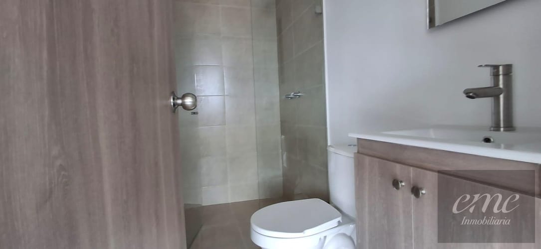 Apartamento de 3 alcobas en venta en Rincon Santo, Bello, 68 m² · foto 6 de 13