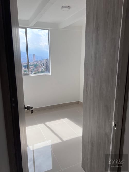 Apartamento de 3 alcobas en venta en Centro, Bello, 54 m² · foto 9 de 23