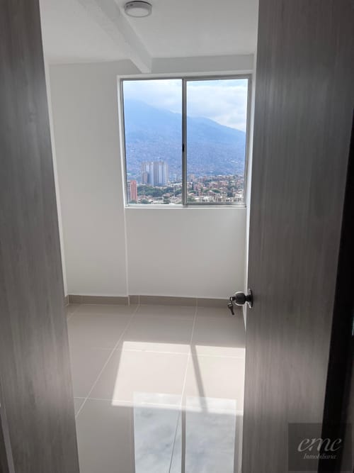 Apartamento de 3 alcobas en venta en Centro, Bello, 54 m² · foto 10 de 23