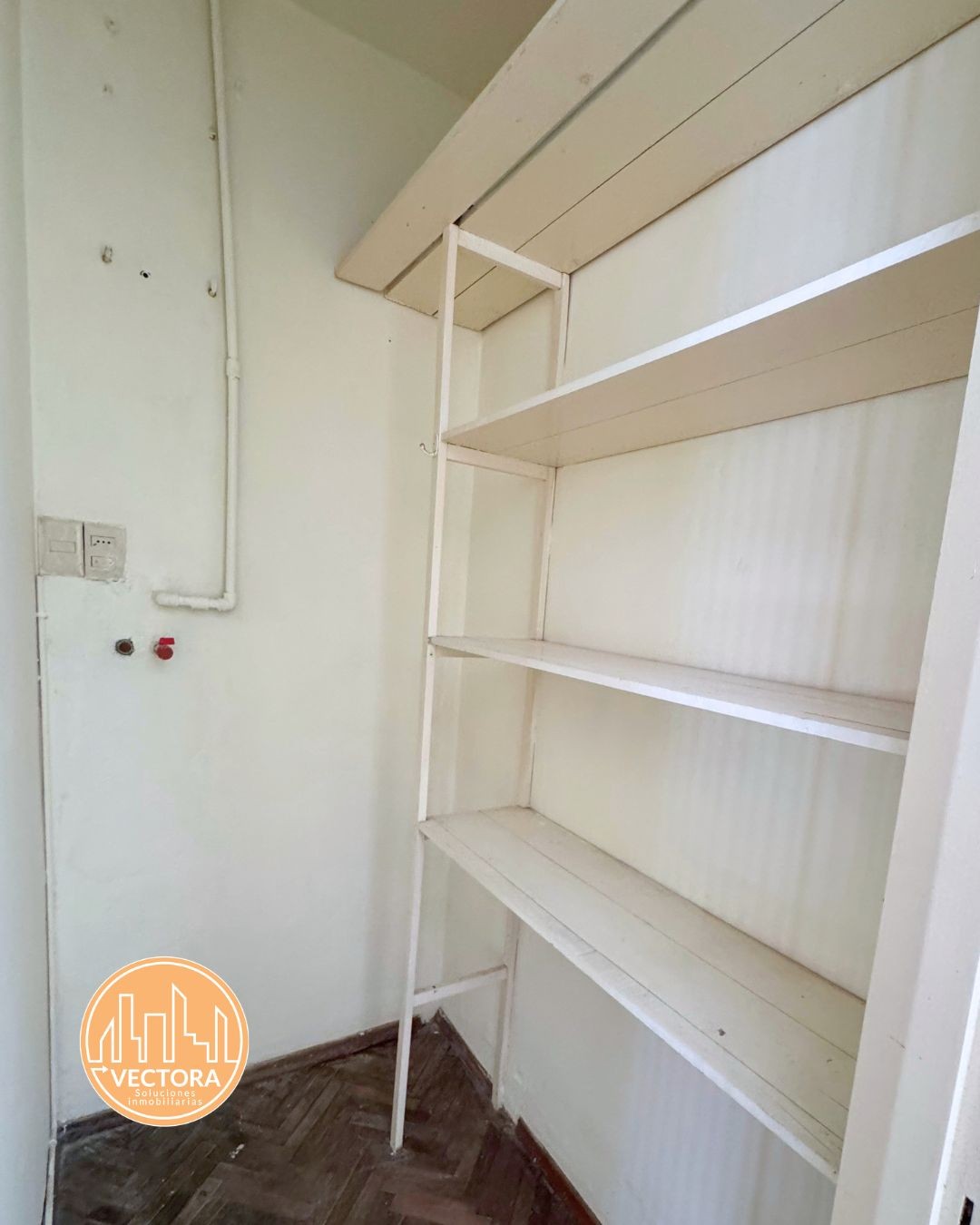 Casa en alquiler con garale, patio y azotea con parrillero en Parque Batlle · Foto 12
