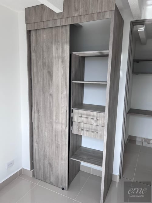 Apartamento de 3 alcobas en venta en Centro, Bello, 54 m² · foto 19 de 23