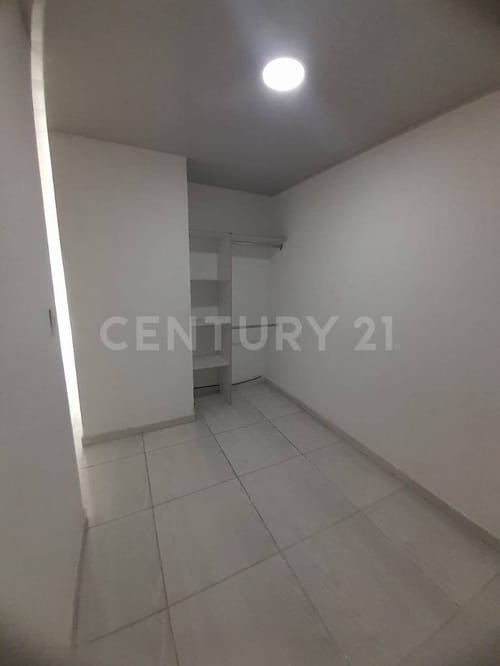 Casa de 6 alcobas en venta en Las Delicias, Cali, 180 m² · foto 10 de 17