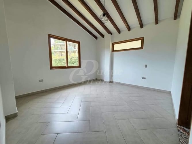 Finca en arriendo en Centro, Rionegro, 1125 m² · foto 6 de 18