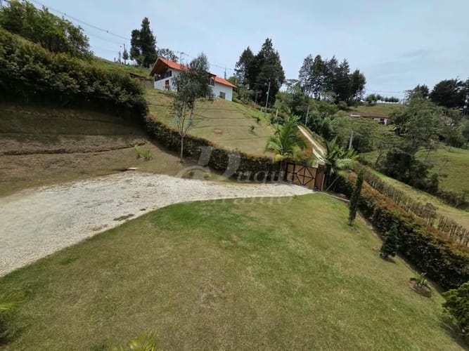 Finca en arriendo en Centro, Rionegro, 1125 m² · foto 9 de 18