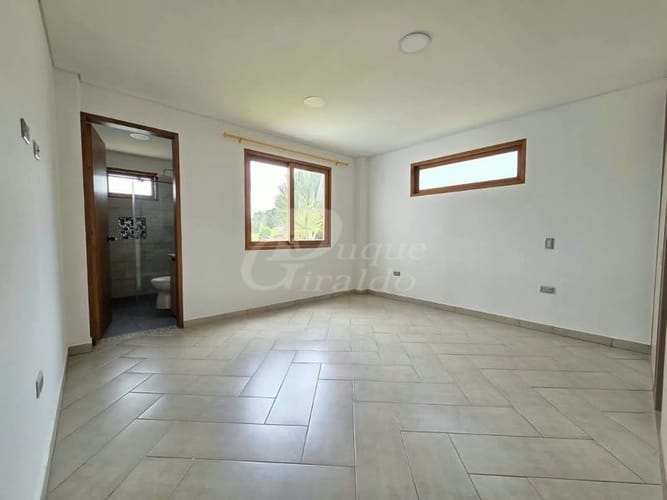 Finca en arriendo en Centro, Rionegro, 1125 m² · foto 10 de 18