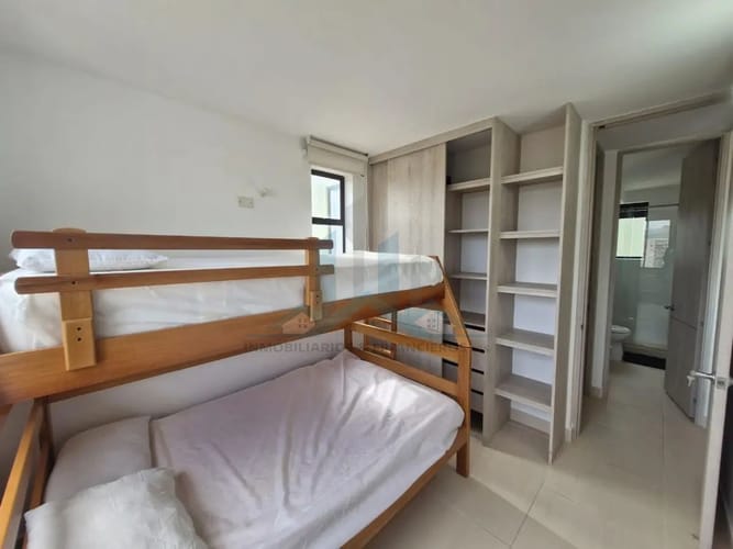 Apartamento de 3 alcobas en venta en Las Palmas, Ricaurte, 78 m² · foto 12 de 24