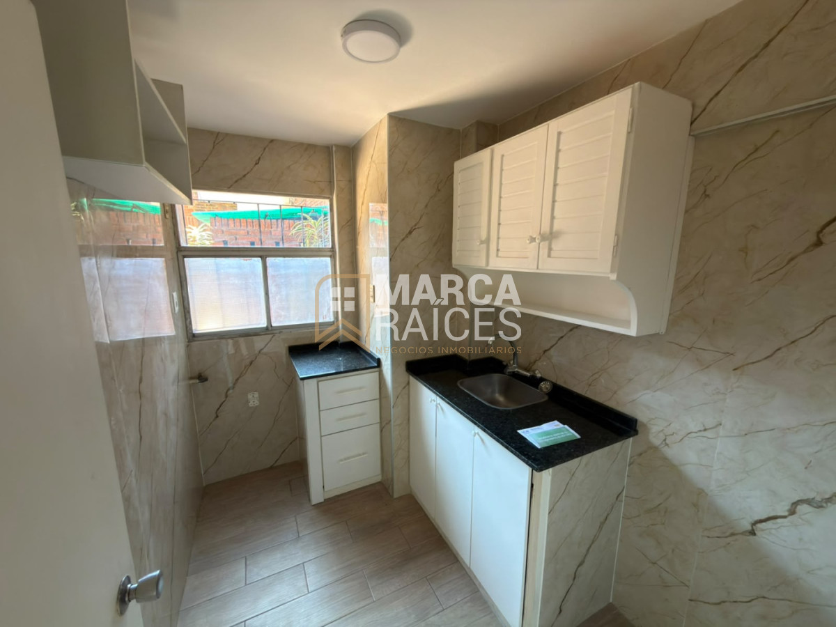 Alquiler Apartamento 1 Dormitorio planta baja. Pocitos, Montevideo · Foto 9