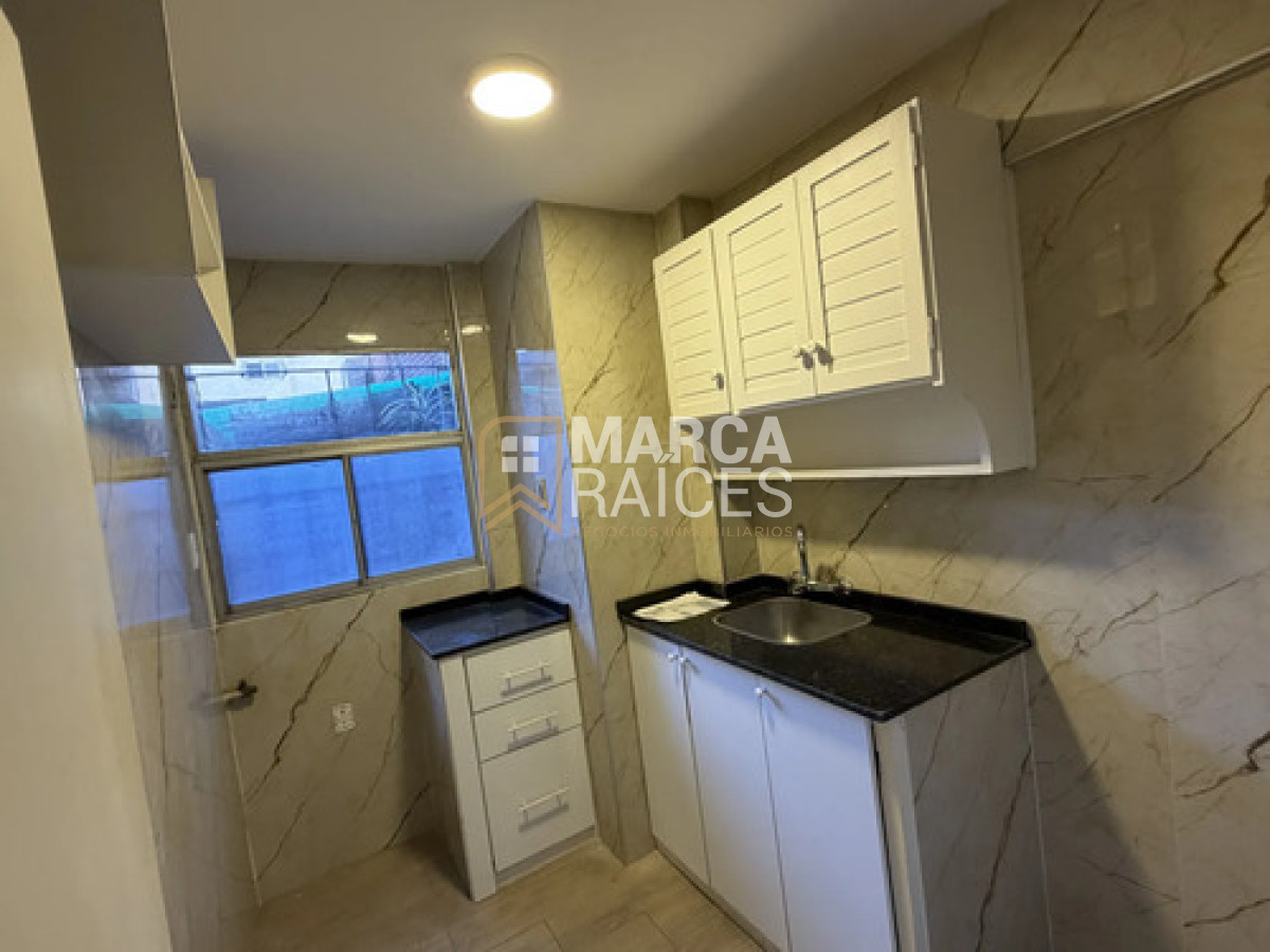 Alquiler Apartamento 1 Dormitorio planta baja. Pocitos, Montevideo · Foto 10