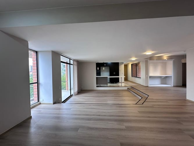 Apartamento de 3 alcobas en arriendo en El Poblado, Medellín, 170 m² · foto 18 de 20