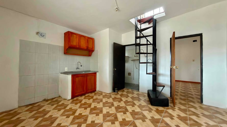 Casa en alquiler de 2 dormitorios c/ cochera en Montes de Solymar · Foto 3