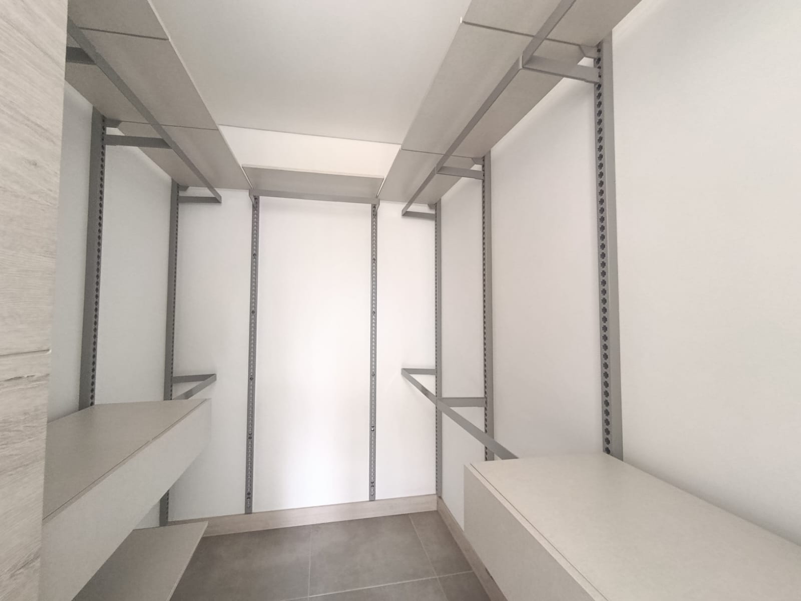 Apartaestudio en arriendo en El Poblado, Medellín · foto 11 de 12