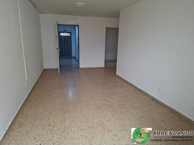 Apartamento en venta en Asturias, Itagüí · foto 2 de 12