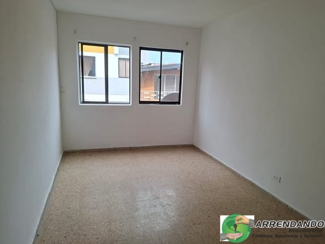 Apartamento en venta en Asturias, Itagüí · foto 10 de 12
