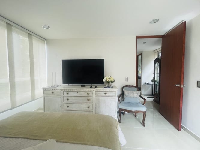 Apartamento de 2 alcobas en venta en Las Lomas, Medellín, 87 m² · foto 10 de 19