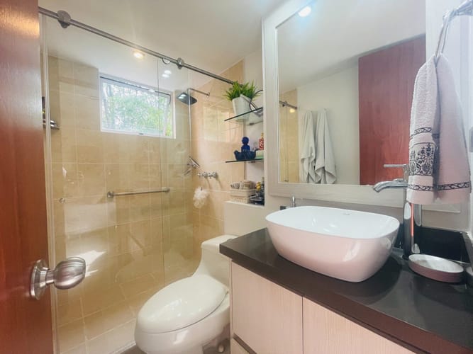 Apartamento de 2 alcobas en venta en Las Lomas, Medellín, 87 m² · foto 13 de 19