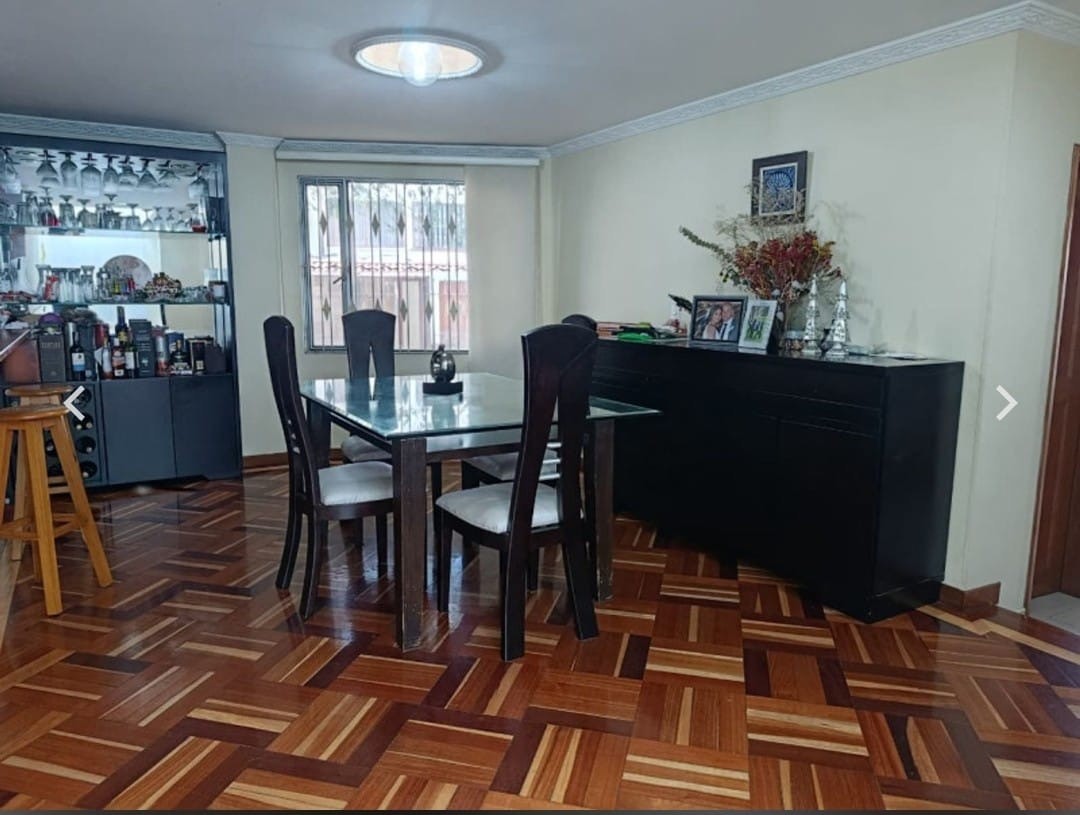 Casa en venta en Villa Magdala, Bogotá · foto 4 de 12