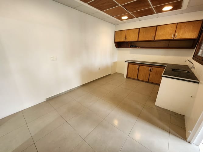 CASA TIPO APARTAMENTO EN EL CENTRO DE LAGOMAR!! · Foto 3
