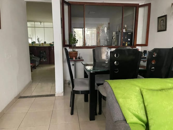 Casa de 5 alcobas en venta en Autopista Muzu, Bogotá, 173 m² · foto 16 de 21