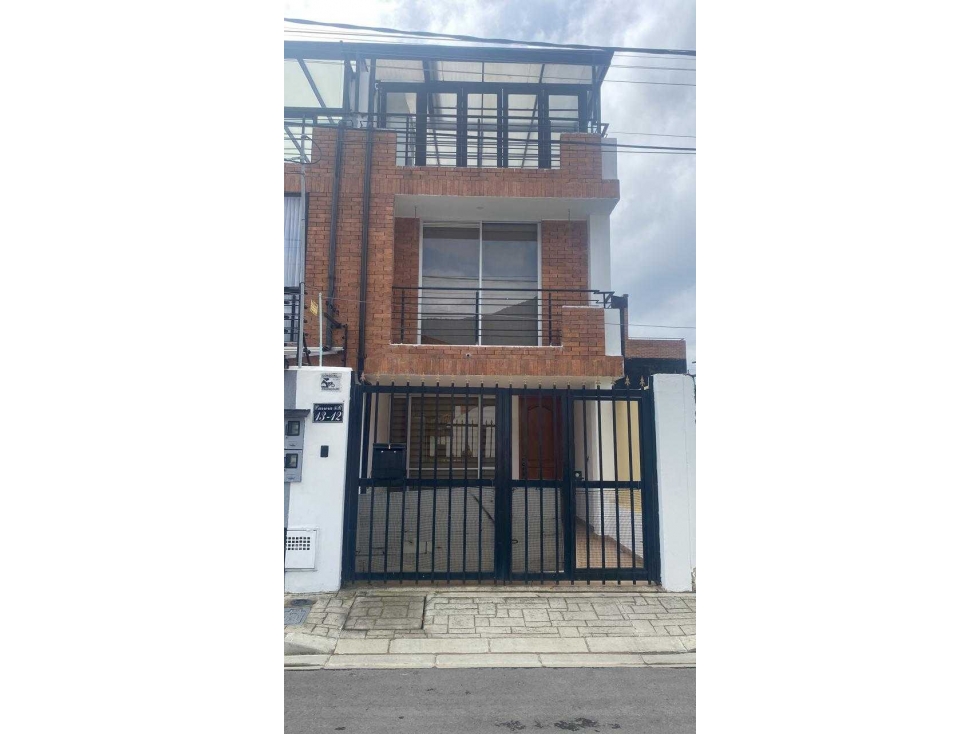 Casa en venta en Chapinero, Bogotá · foto 2 de 16