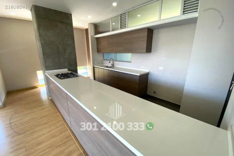 Apartamento de 2 alcobas en venta en Alejandria, Medellín, 143 m² · foto 7 de 24