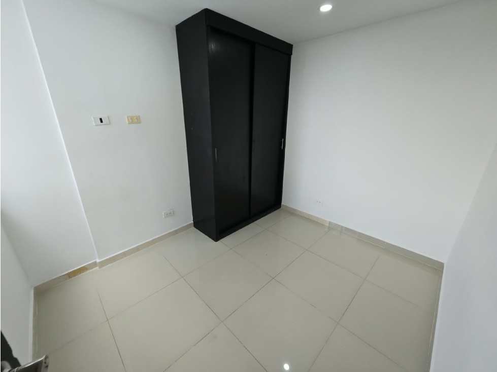 Apartamento en venta en Calasanz, Medellín · foto 2 de 15