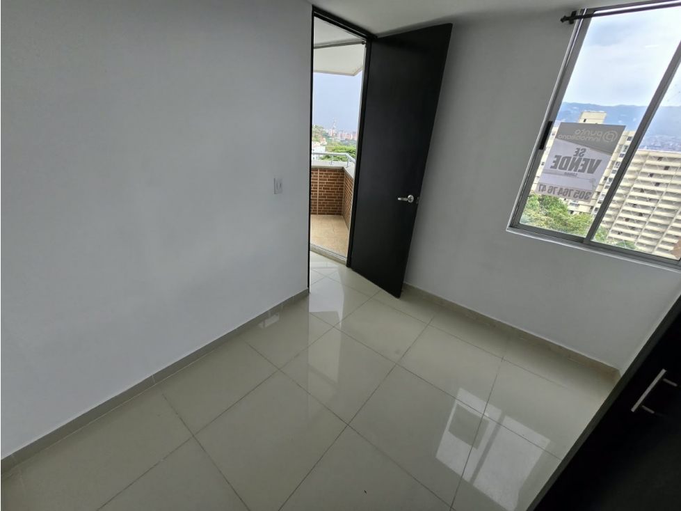 Apartamento en venta en Calasanz, Medellín · foto 3 de 15