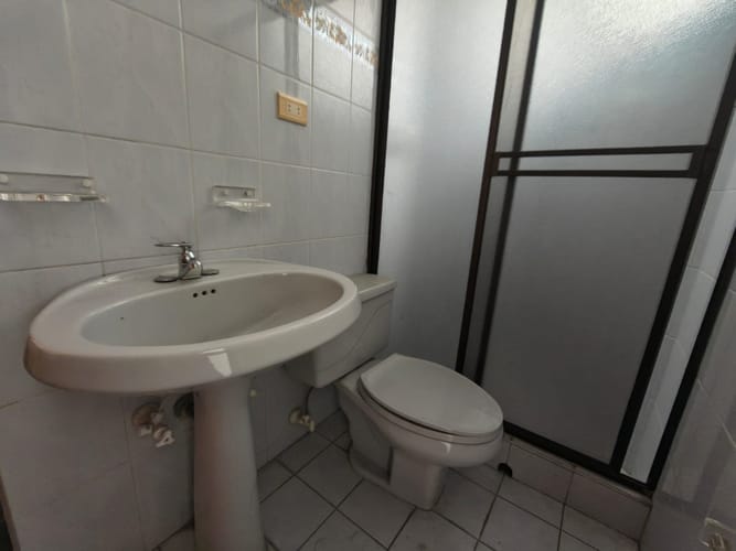 Casa de 6 alcobas en arriendo en El Trebol, Palmira, 139 m² · foto 11 de 13