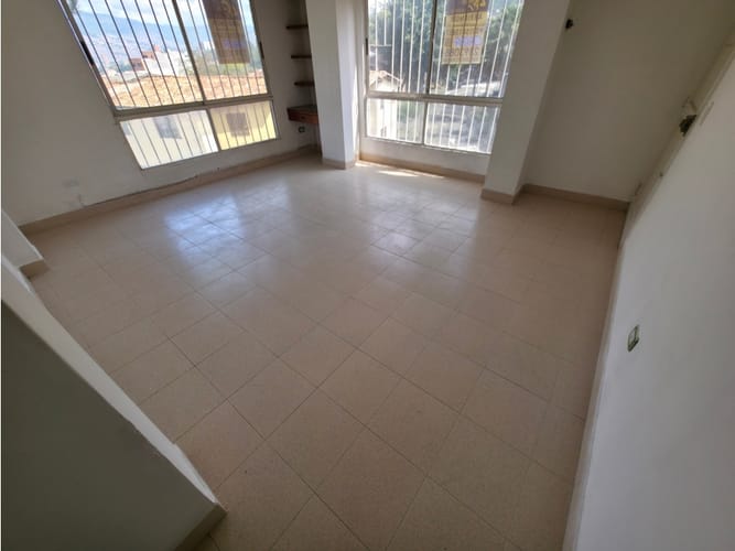 Apartamento de 2 alcobas en arriendo en Guayaquil, Medellín, 62 m² · foto 4 de 15