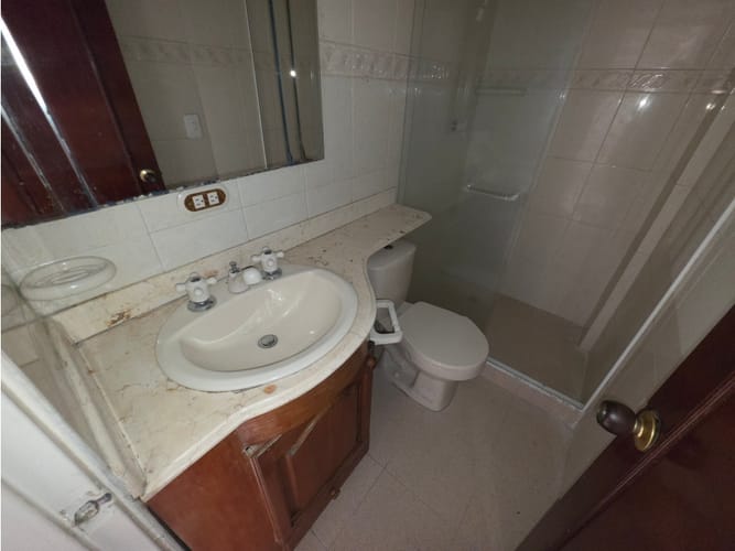 Apartamento de 2 alcobas en arriendo en Guayaquil, Medellín, 62 m² · foto 11 de 15