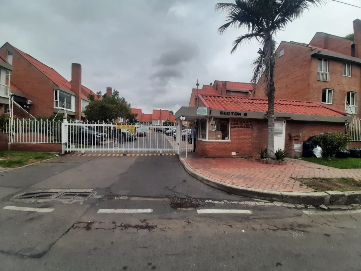 Apartment for rent in Lagos de Torca, Bogotá