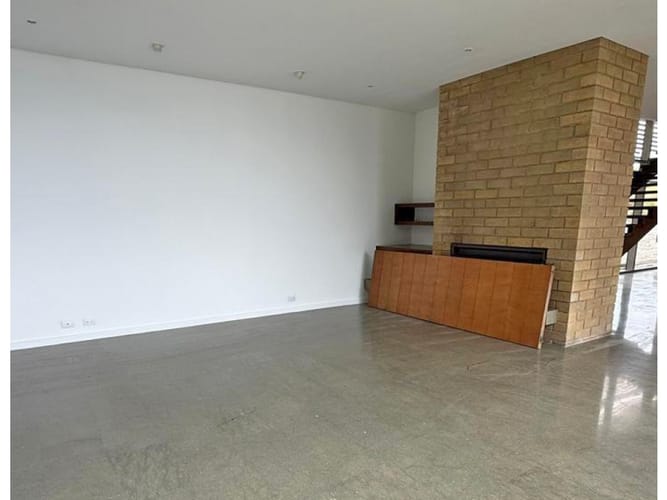 Casa de 3 alcobas en venta en Vía Las Palmas, Medellín, 371 m² · foto 3 de 21