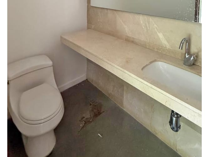 Casa de 3 alcobas en venta en Vía Las Palmas, Medellín, 371 m² · foto 9 de 21
