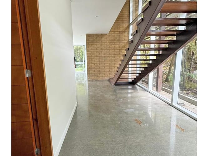 Casa de 3 alcobas en venta en Vía Las Palmas, Medellín, 371 m² · foto 12 de 21