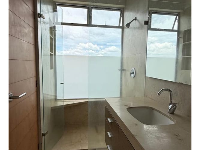 Casa de 3 alcobas en venta en Vía Las Palmas, Medellín, 371 m² · foto 18 de 21