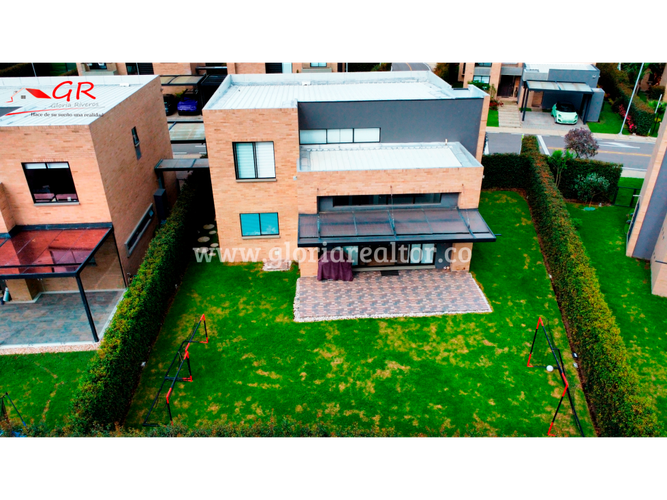 Casa de 3 alcobas en venta en Rozo, Cota, 150 m² · foto 18 de 22